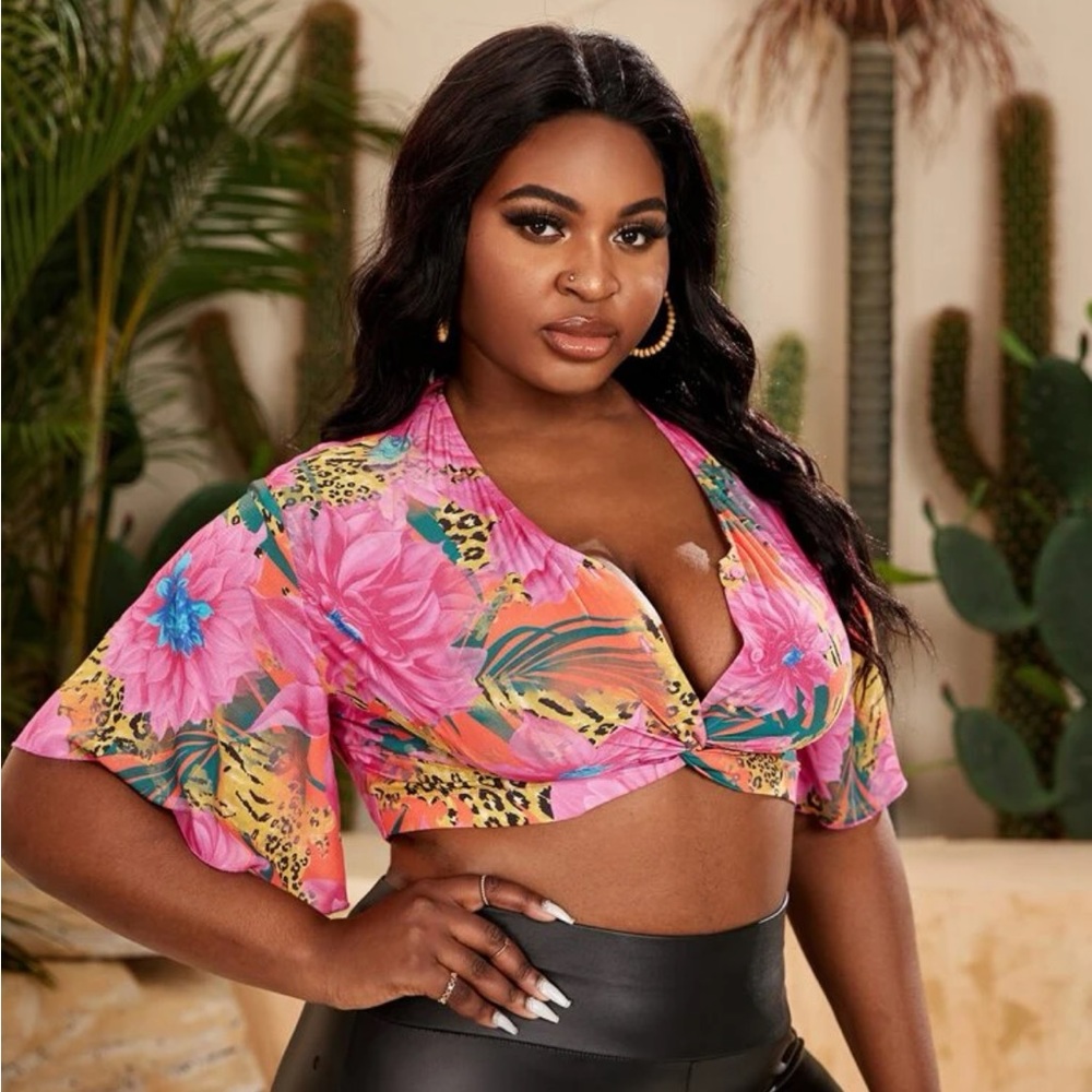 Plus Floral Animal Print Crop Top